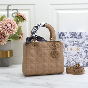 Dior Ladies Handbag – Luxury with Style & Three Color