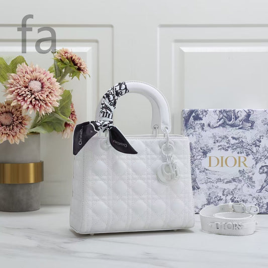 Dior Ladies Handbag – Luxury with Style & Three Color