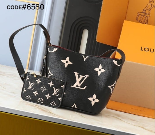 Louis Vuitton Ladies Handbag – Classic Luxury in Style & Three Color